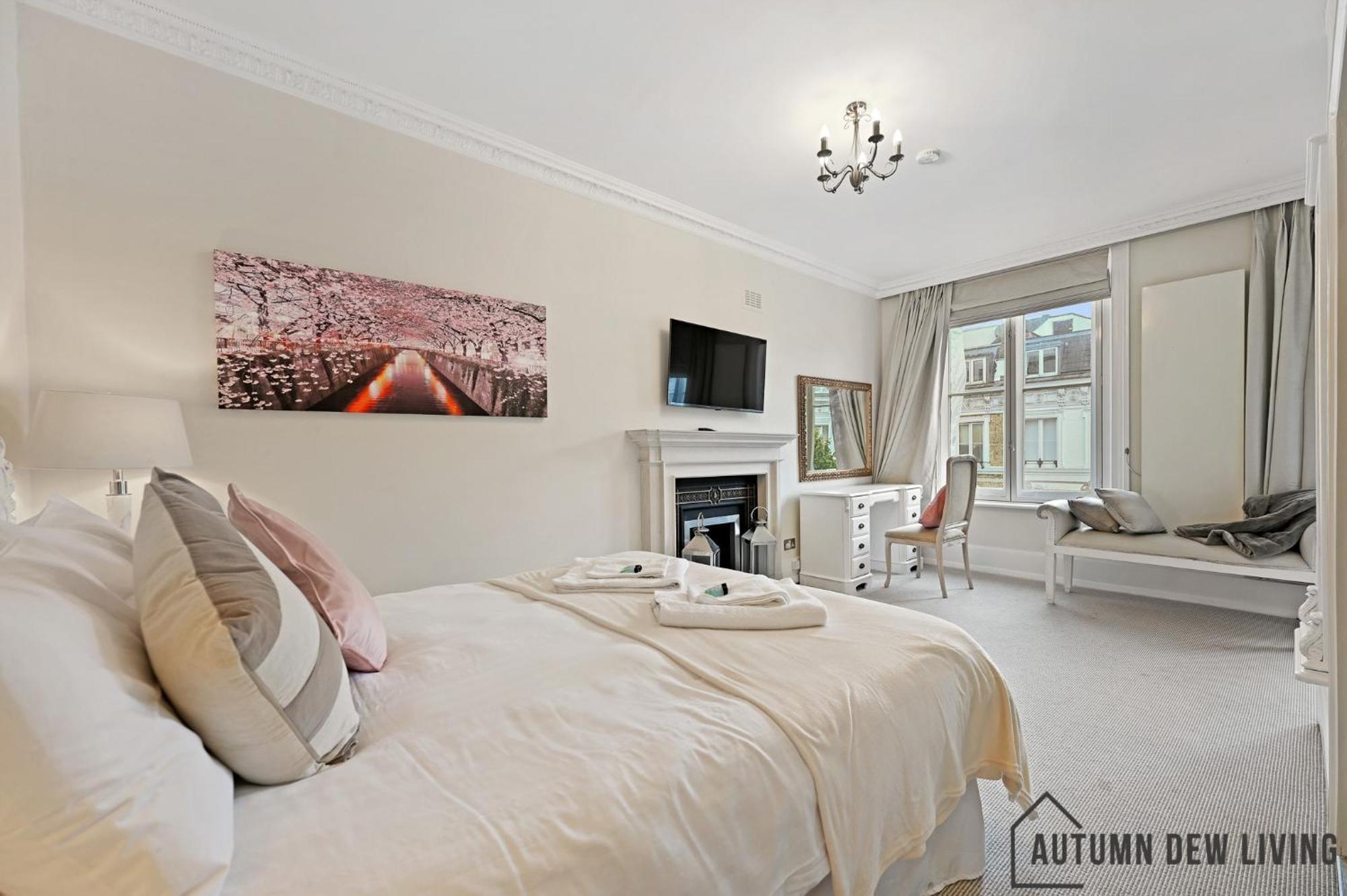 Appartamento Beautiful 2 King Size Beds 2 Bath- Sleeps 5 In Earls Court Londra Esterno foto