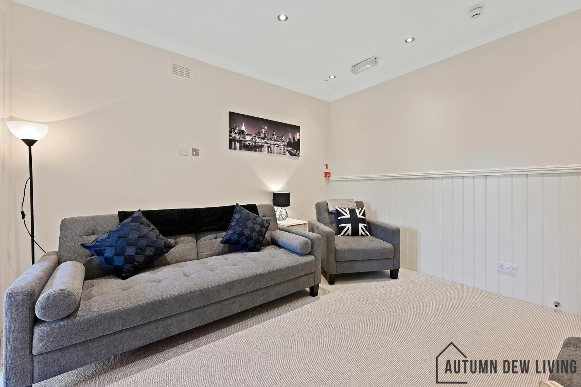 Appartamento Beautiful 2 King Size Beds 2 Bath- Sleeps 5 In Earls Court Londra Esterno foto